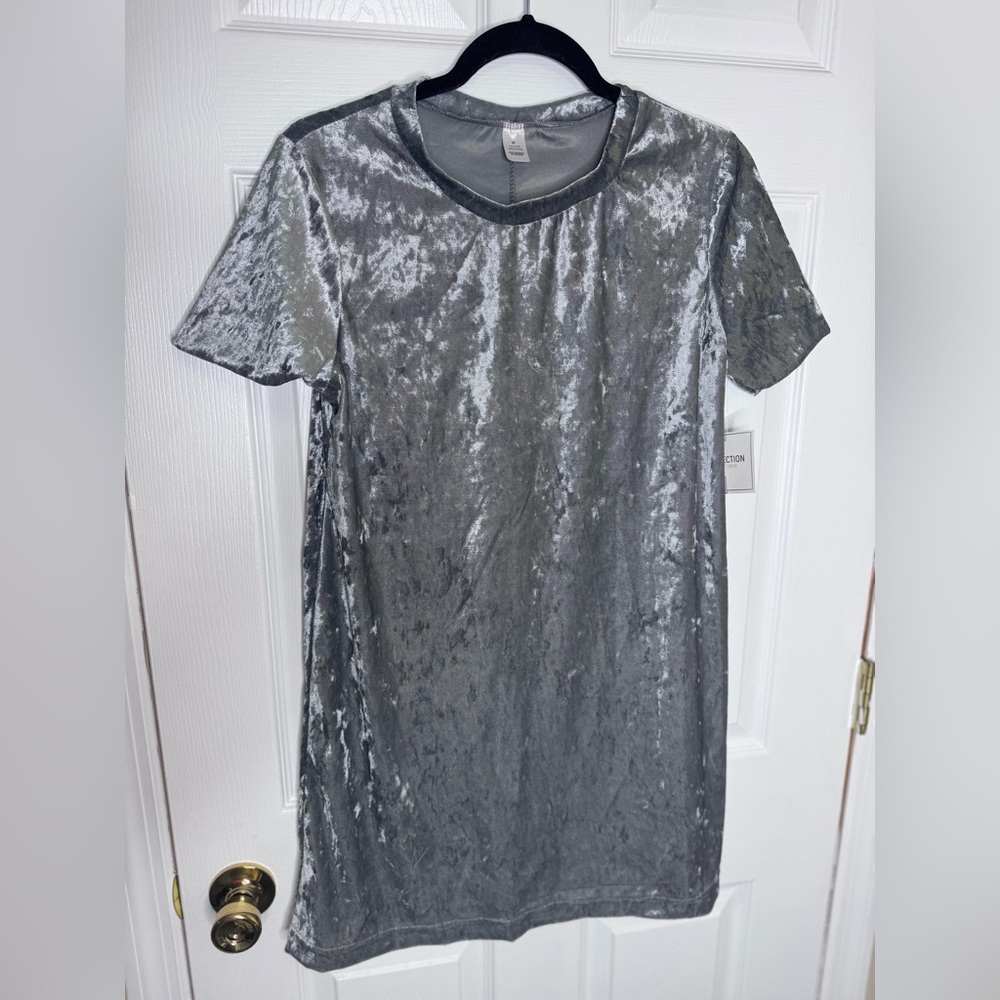 Crushed Velvet Short Sleeve Shift Dress - Silver Gray